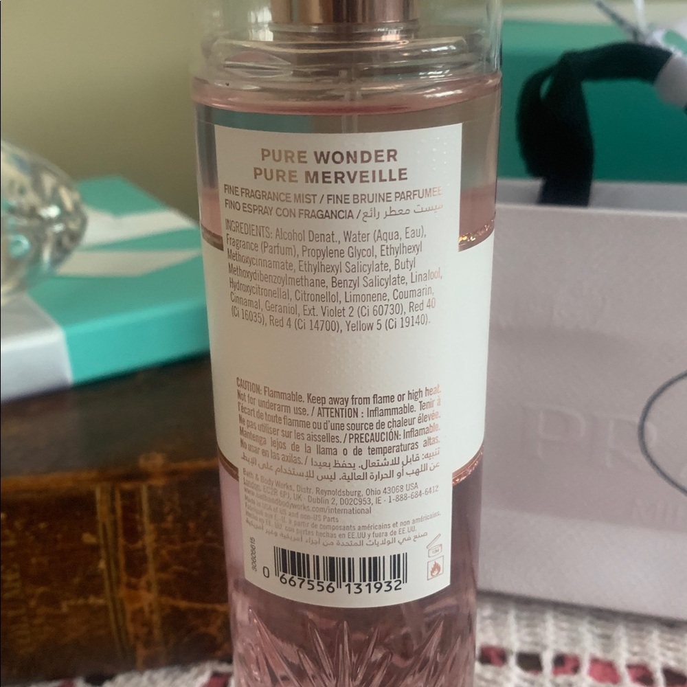 Bath & Body Works Pure Wonder Fine Fragrance Mist Pink and Gold Easter gift 326 - Picture 3 of 5
